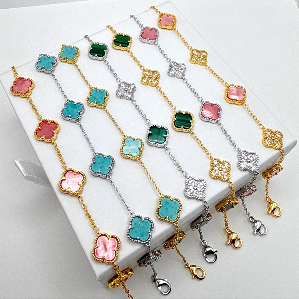 Petite Clover Bracelet Tiffany Color Mother of Pearl Double Sided - Picture 10 of 15